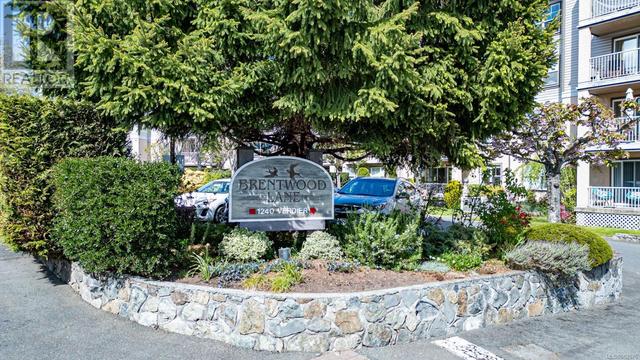 407 - 1240 Verdier Ave, Condo with 2 bedrooms, 2 bathrooms and null parking in Central Saanich BC | Image 2