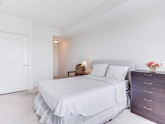 708 - 17 Ruddington Dr, Condo with 2 bedrooms, 2 bathrooms and 1 parking in Toronto ON | Image 9