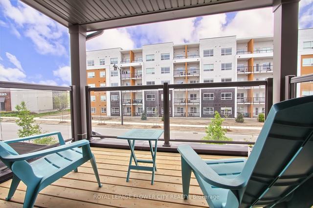 221 W Oak Trl, Townhouse with 2 bedrooms, 2 bathrooms and 2 parking in Kitchener ON | Image 27
