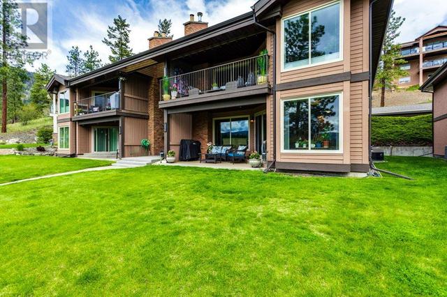 2226 Golf Course Dr, House attached with 2 bedrooms, 2 bathrooms and 2 parking in West Kelowna BC | Image 35