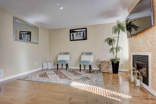 60 Brockman Cres, House detached with 3 bedrooms, 4 bathrooms and 4 parking in Ajax ON | Image 9
