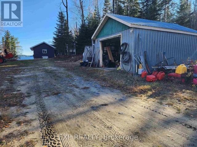 221 Watabeag Lake Rd, House detached with 3 bedrooms, 1 bathrooms and 10 parking in Cochrane, Unorganized, South West Part ON | Image 17