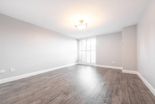 205 - 812 Burnhamthorpe Rd, Condo with 3 bedrooms, 2 bathrooms and 1 parking in Toronto ON | Image 6