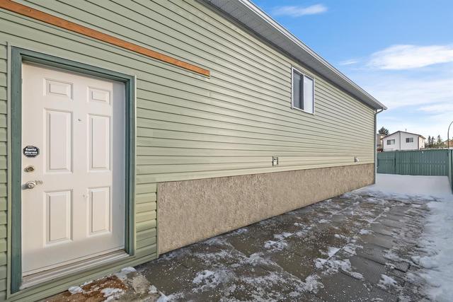140 Martinbrook Road Ne, House detached with 5 bedrooms, 2 bathrooms and 4 parking in Calgary AB | Image 22