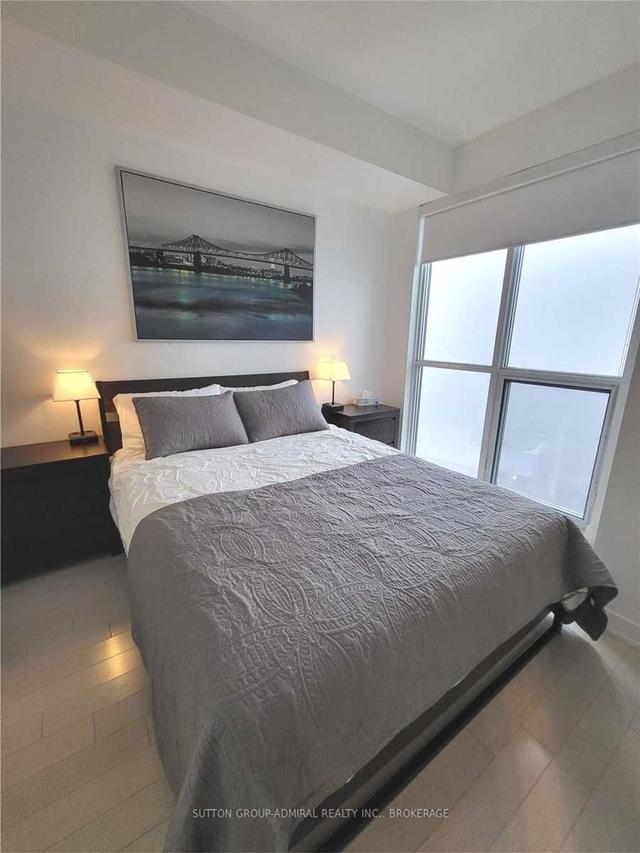 2701 - 1 The Esplanade Dr, Condo with 1 bedrooms, 1 bathrooms and 0 parking in Toronto ON | Image 5