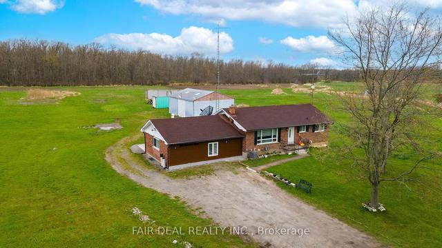 392 Mountain Rd, Home with 3 bedrooms, 3 bathrooms and 8 parking in Grimsby ON | Image 1