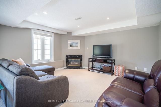 57 High Vista Dr, Townhouse with 2 bedrooms, 3 bathrooms and 2 parking in Oro Medonte ON | Image 24