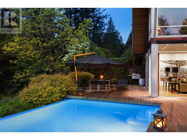 4229 Sunset Boulevard, House other with 3 bedrooms, 3 bathrooms and 3 parking in North Vancouver BC | Image 10