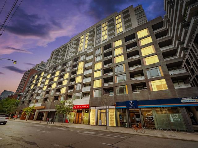 821 - 525 Adelaide St W, Condo with 2 bedrooms, 2 bathrooms and 1 parking in Toronto ON | Image 11