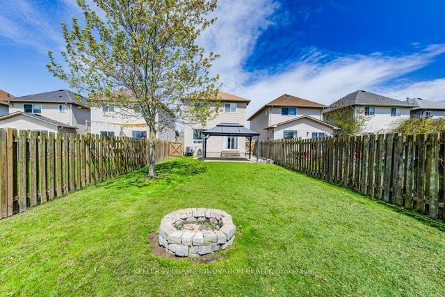 245 Hilltop Dr, House detached with 3 bedrooms, 3 bathrooms and 3 parking in North Dumfries ON | Image 29