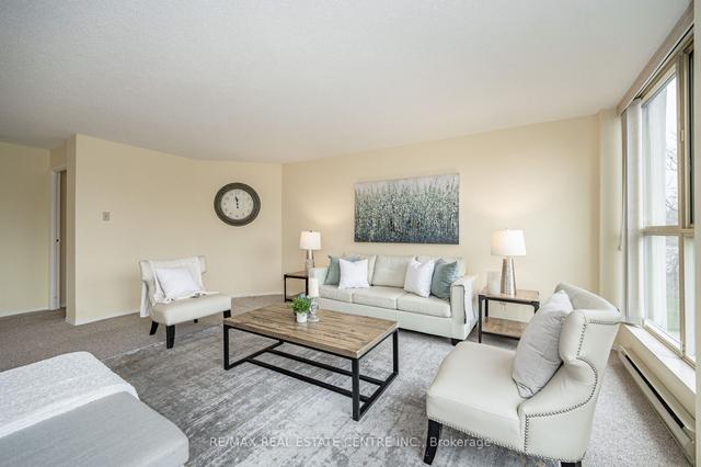 205 - 24 Marilyn Dr, Condo with 3 bedrooms, 2 bathrooms and 1 parking in Guelph ON | Image 21