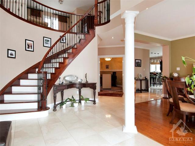 108 Whitestone Drive, House detached with 4 bedrooms, 4 bathrooms and 6 parking in Ottawa ON | Image 5
