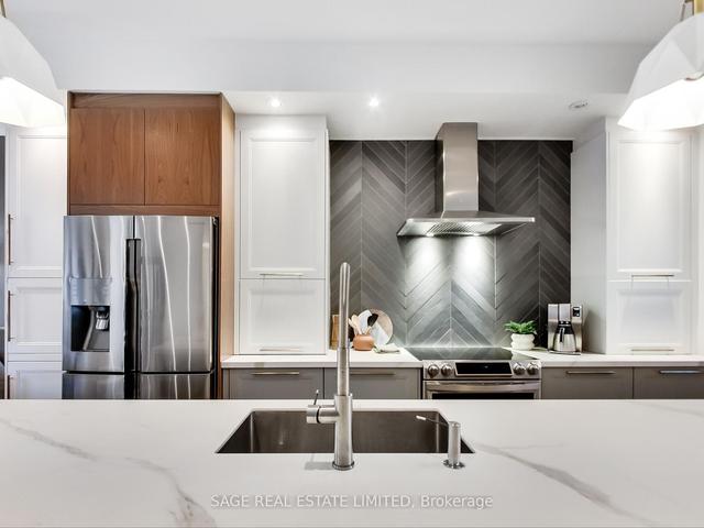 148 De Grassi St, House attached with 2 bedrooms, 2 bathrooms and 0 parking in Toronto ON | Image 28
