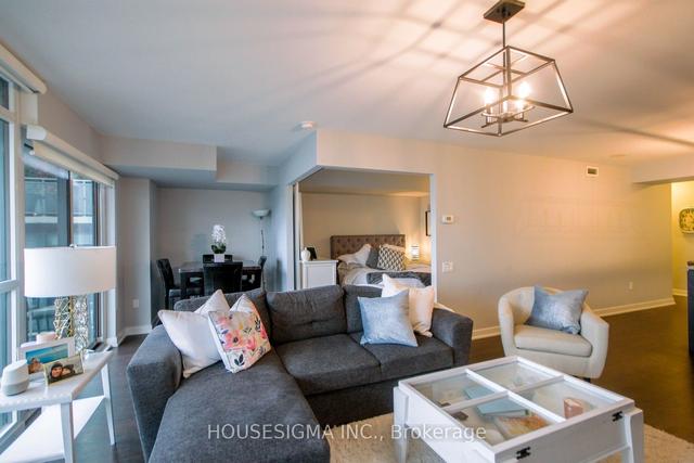 1203 - 78 Tecumseth St, Condo with 2 bedrooms, 2 bathrooms and 1 parking in Toronto ON | Image 3