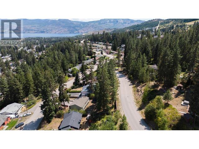 3194 Mcleod Rd, House detached with 3 bedrooms, 2 bathrooms and 4 parking in West Kelowna BC | Image 32