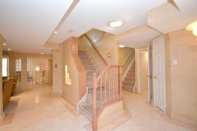 1326 Bayshire Dr, House detached with 5 bedrooms, 7 bathrooms and 4 parking in Oakville ON | Image 18