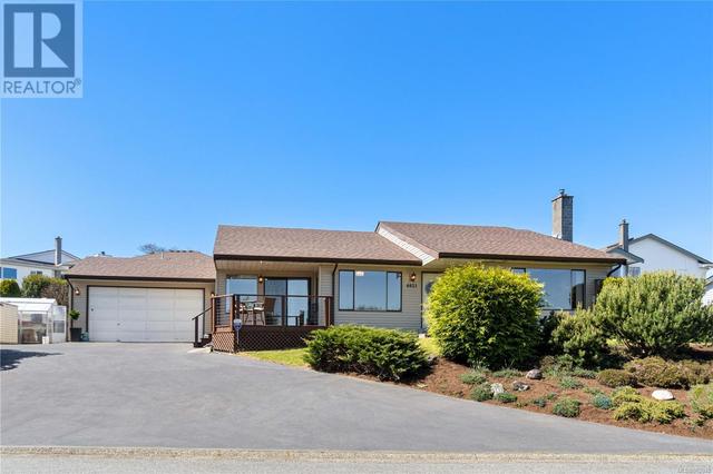 6021 Icarus Dr, House detached with 3 bedrooms, 2 bathrooms and 4 parking in Nanaimo BC | Image 1