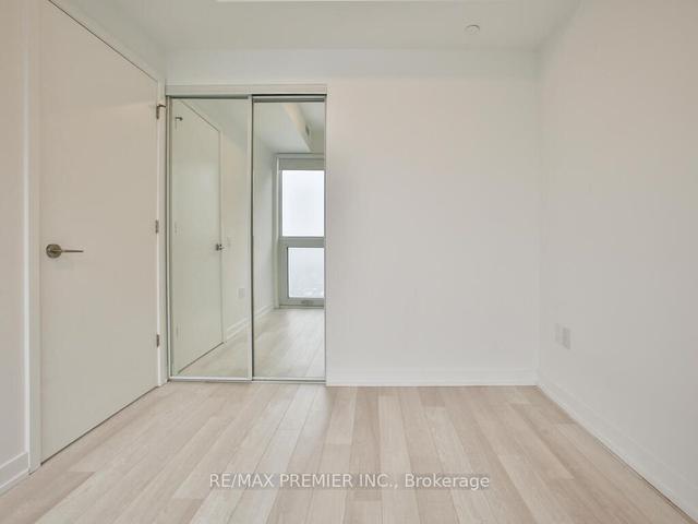 2909 - 39 Roehampton Ave, Condo with 3 bedrooms, 2 bathrooms and 1 parking in Toronto ON | Image 27