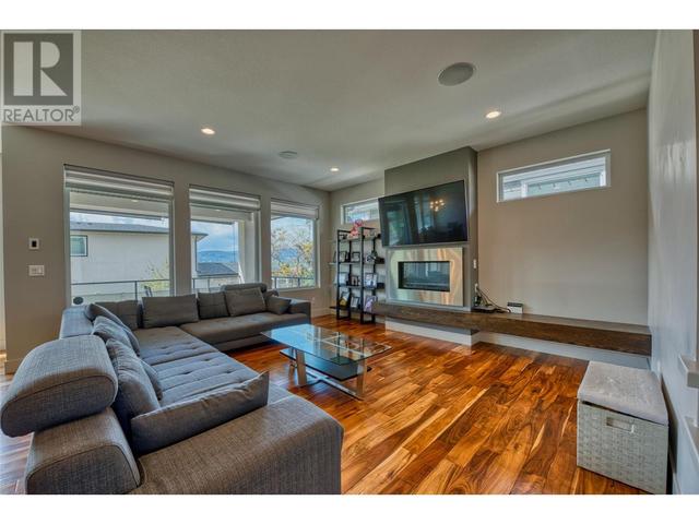 280 Quilchena Dr, House detached with 6 bedrooms, 3 bathrooms and 3 parking in Kelowna BC | Image 7