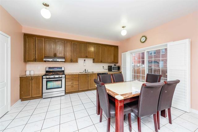 26 Hale Rd, House detached with 4 bedrooms, 3 bathrooms and 4 parking in Brampton ON | Image 18