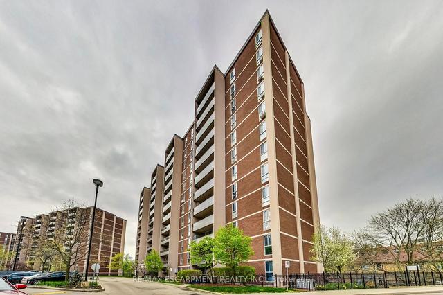 409 - 1964 Main St W, Condo with 3 bedrooms, 2 bathrooms and 1 parking in Hamilton ON | Image 12