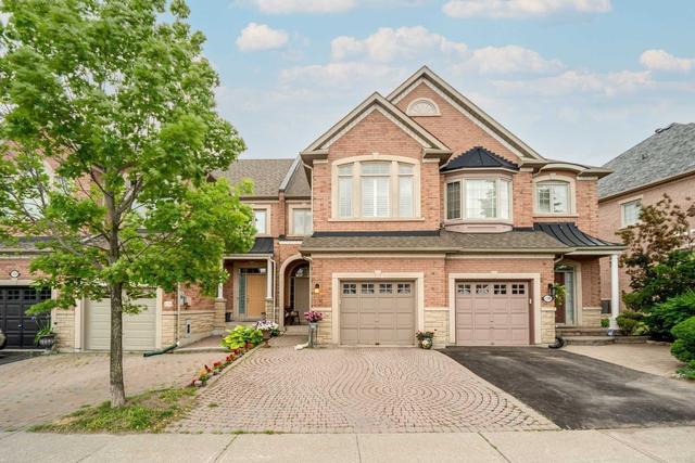 128 Kingsbridge Cir, House attached with 3 bedrooms, 3 bathrooms and 3 parking in Vaughan ON | Image 1