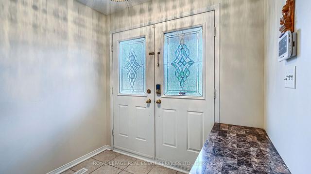 3397 Spirea Terr, House semidetached with 3 bedrooms, 3 bathrooms and 3 parking in Mississauga ON | Image 38