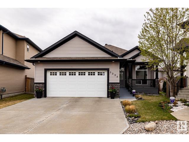 3223 22 Ave Nw, House detached with 4 bedrooms, 3 bathrooms and 4 parking in Edmonton AB | Image 1
