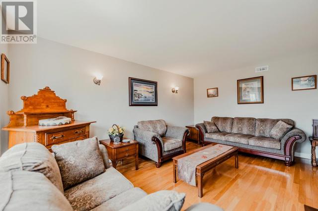 16 Cardinal Cres, House detached with 4 bedrooms, 2 bathrooms and null parking in Paradise NL | Image 6