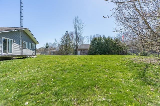 17 Palm Beach Rd, House detached with 2 bedrooms, 2 bathrooms and 4 parking in Oro Medonte ON | Image 14