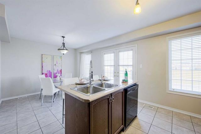 517 Rossland Rd E, House semidetached with 4 bedrooms, 4 bathrooms and 2 parking in Ajax ON | Image 19