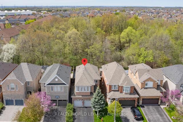 3849 Quiet Creek Dr, House detached with 4 bedrooms, 4 bathrooms and 4 parking in Mississauga ON | Image 12