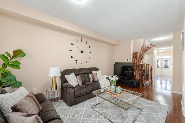 89 Templehill Rd, House semidetached with 3 bedrooms, 4 bathrooms and 4 parking in Brampton ON | Image 35