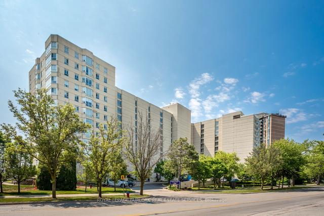 102 - 5280 Lakeshore Rd, Condo with 2 bedrooms, 2 bathrooms and 1 parking in Burlington ON | Image 12