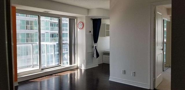 2604 - 50 Town Centre Crt, Condo with 1 bedrooms, 1 bathrooms and 1 parking in Toronto ON | Image 11