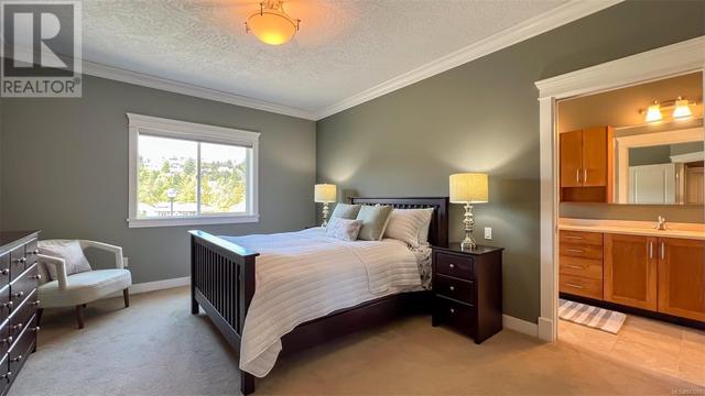 3431 Mary Anne Cres, House detached with 5 bedrooms, 4 bathrooms and 5 parking in Colwood BC | Image 16