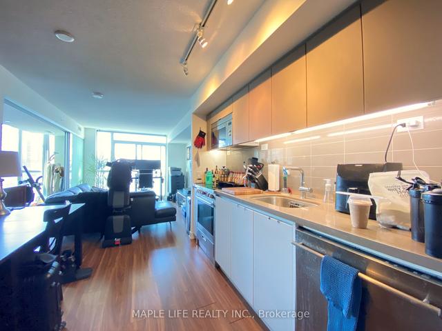 1111 - 85 Queens Wharf Rd, Condo with 1 bedrooms, 1 bathrooms and 0 parking in Toronto ON | Image 3