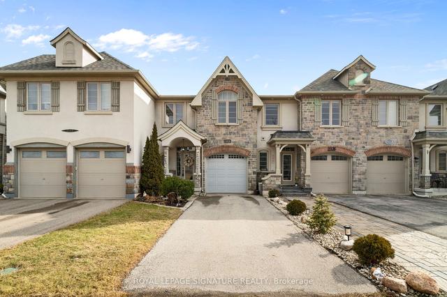 2324 Whistling Springs Cres, House attached with 3 bedrooms, 4 bathrooms and 4 parking in Oakville ON | Image 1