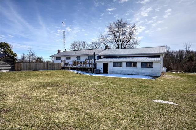 3958 Petworth Rd Rd, House detached with 3 bedrooms, 1 bathrooms and 8 parking in South Frontenac ON | Image 31