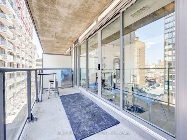 706 - 32 Camden St, Condo with 1 bedrooms, 1 bathrooms and 0 parking in Toronto ON | Image 7