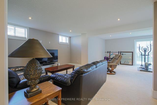 116 Woodholme Close, Condo with 3 bedrooms, 3 bathrooms and 4 parking in London ON | Image 21
