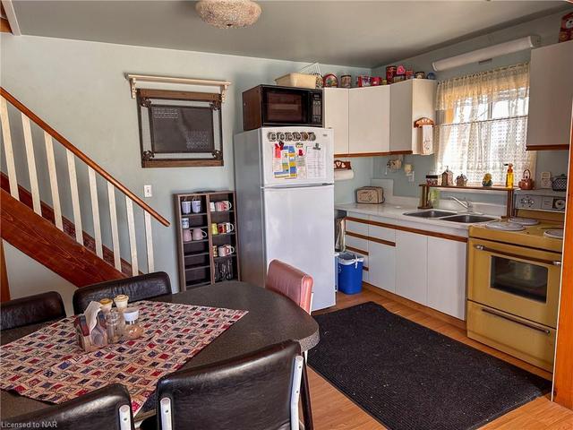 291 West Whalley Lake Rd, House detached with 2 bedrooms, 1 bathrooms and 6 parking in Magnetawan ON | Image 13