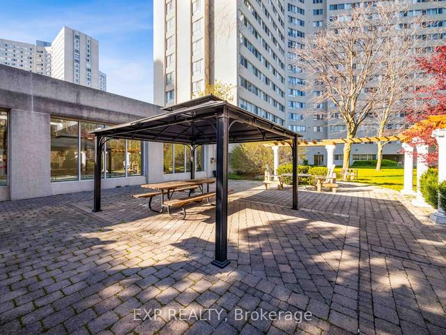 1010 - 3695 Kaneff Cres, Condo with 1 bedrooms, 1 bathrooms and 1 parking in Mississauga ON | Image 13