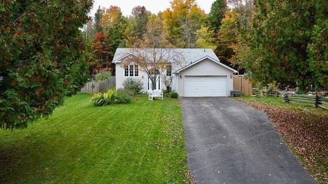2252 Lakeshore Rd E, House detached with 3 bedrooms, 2 bathrooms and 9 parking in Oro Medonte ON | Image 12