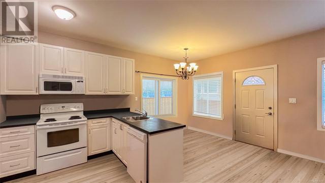 3431 Mary Anne Cres, House detached with 5 bedrooms, 4 bathrooms and 5 parking in Colwood BC | Image 29