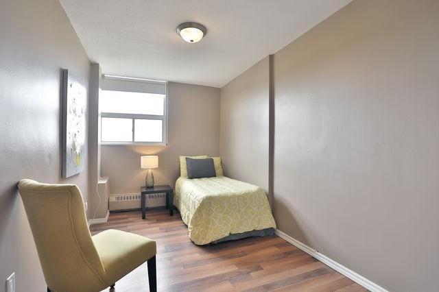 710 - 15 Nicklaus Dr, Condo with 2 bedrooms, 1 bathrooms and 1 parking in Hamilton ON | Image 15