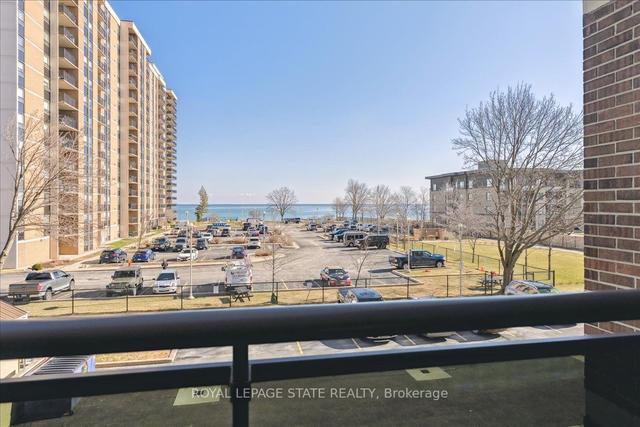 309 - 301 Frances Ave, Condo with 2 bedrooms, 2 bathrooms and 1 parking in Hamilton ON | Image 17