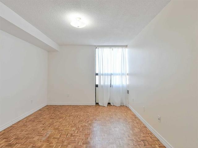 1313 - 50 Mississauga Valley Blvd, Condo with 3 bedrooms, 2 bathrooms and 1 parking in Mississauga ON | Image 14