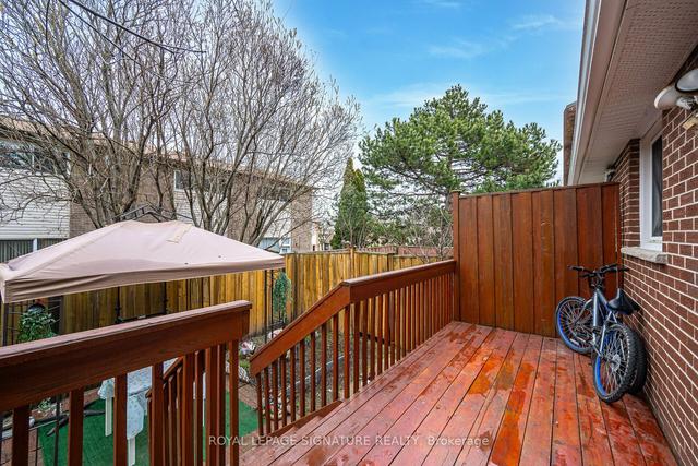 9 - 2380 Bromsgrove Rd, Townhouse with 3 bedrooms, 2 bathrooms and 2 parking in Mississauga ON | Image 21