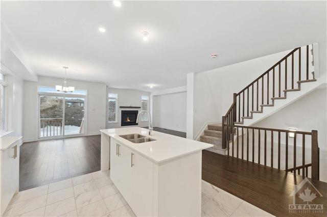 342 Monticello Ave, House detached with 4 bedrooms, 3 bathrooms and 6 parking in Ottawa ON | Image 10